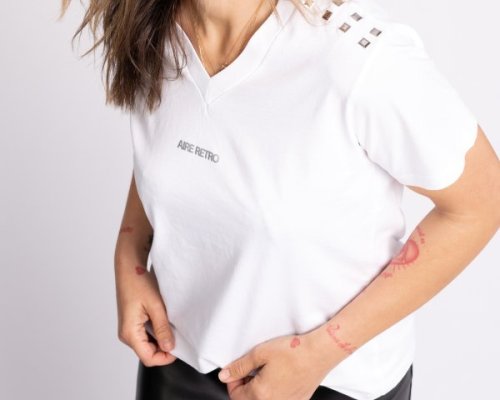 camiseta-tachuelas-blanca