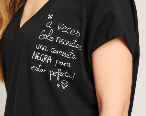 tu-cami-basica-negra