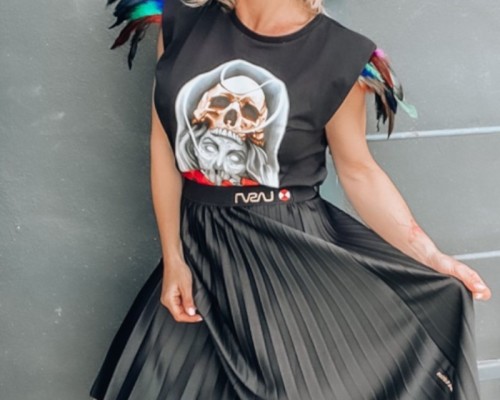 camiseta-de-mujer-war-negra